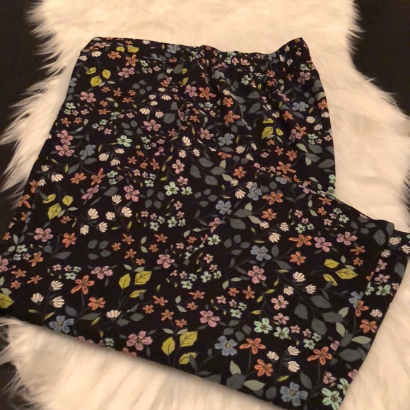 LOFT Pants - New Loft Floral Wide Leg Pull On Pants